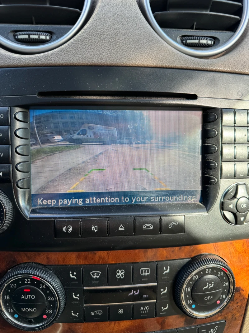 Mercedes-Benz ML 320, снимка 8 - Автомобили и джипове - 52417162