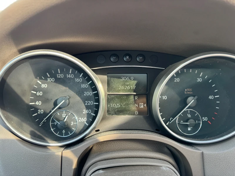 Mercedes-Benz ML 320, снимка 4 - Автомобили и джипове - 52417162