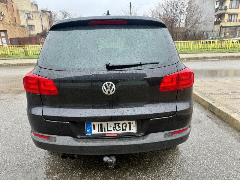 VW Tiguan 2.0TDI 4MOTION, снимка 4 - Автомобили и джипове - 53026843