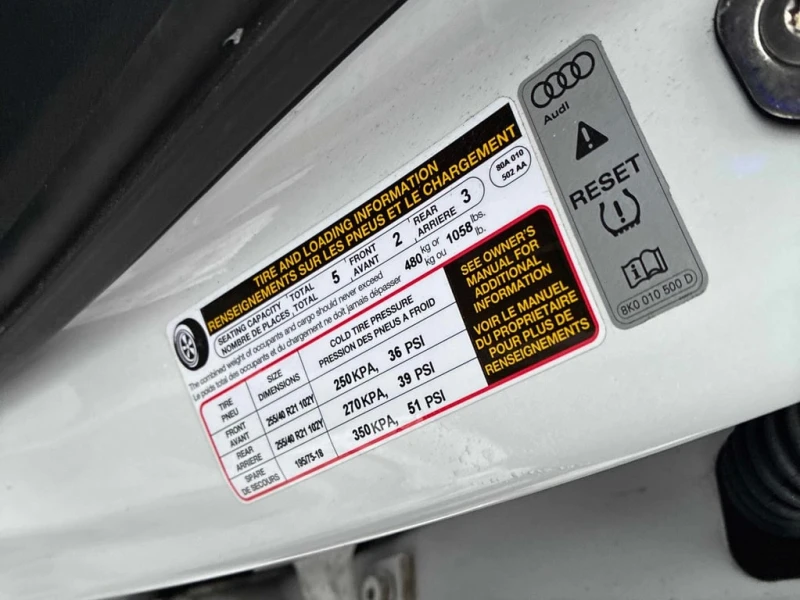 Audi SQ5 * Technik * CARFAX * БЕЗ ПЪРВОНАЧАЛНА ВНОСКА, снимка 10 - Автомобили и джипове - 53113138