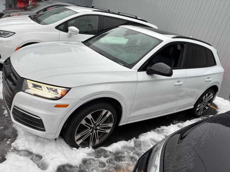 Audi SQ5 * Technik * CARFAX * БЕЗ ПЪРВОНАЧАЛНА ВНОСКА, снимка 2 - Автомобили и джипове - 53113138