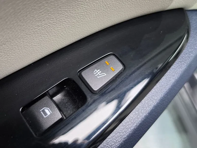 Kia Sportage 5Th Generation Hybrid Noblesse 2Wd, снимка 14 - Автомобили и джипове - 56286205