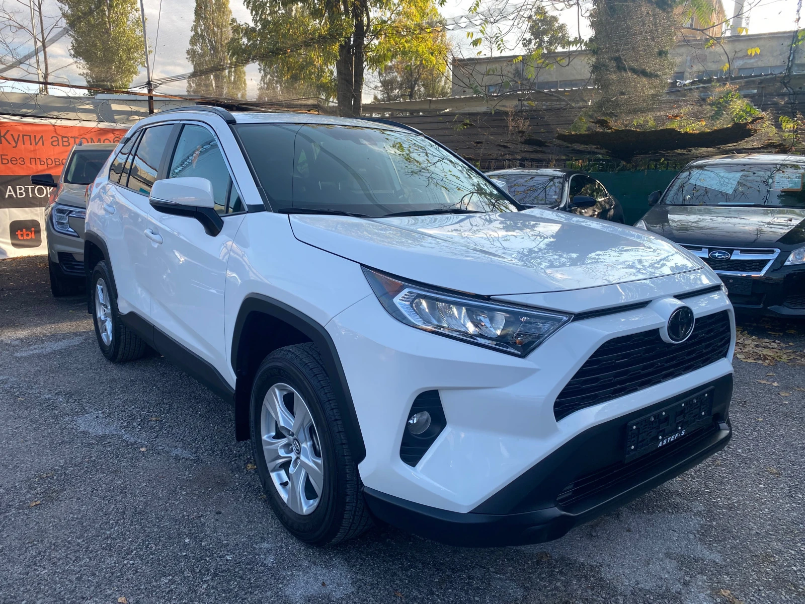 Toyota Rav4 2.5 i XLE PREMIUM AWD 10500 км!!!!!!!!! - изображение 3