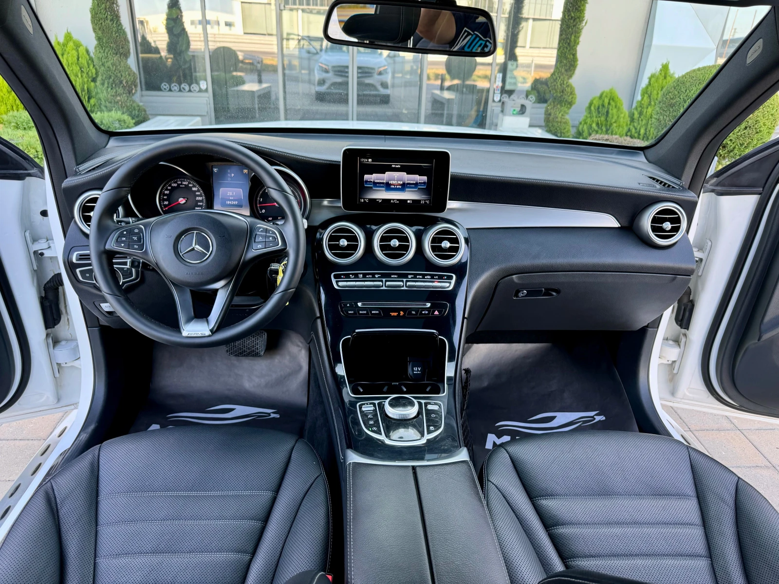 Mercedes-Benz GLC 220 AMG-4MATIC----LED-- | Mobile.bg   11