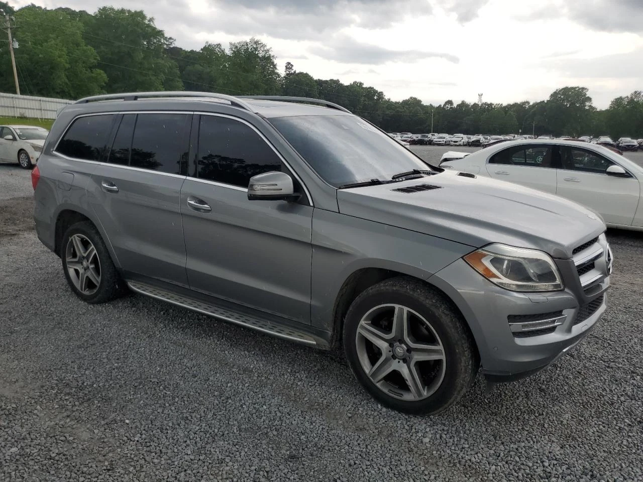 Mercedes-Benz GL 450 4MATIC - изображение 4