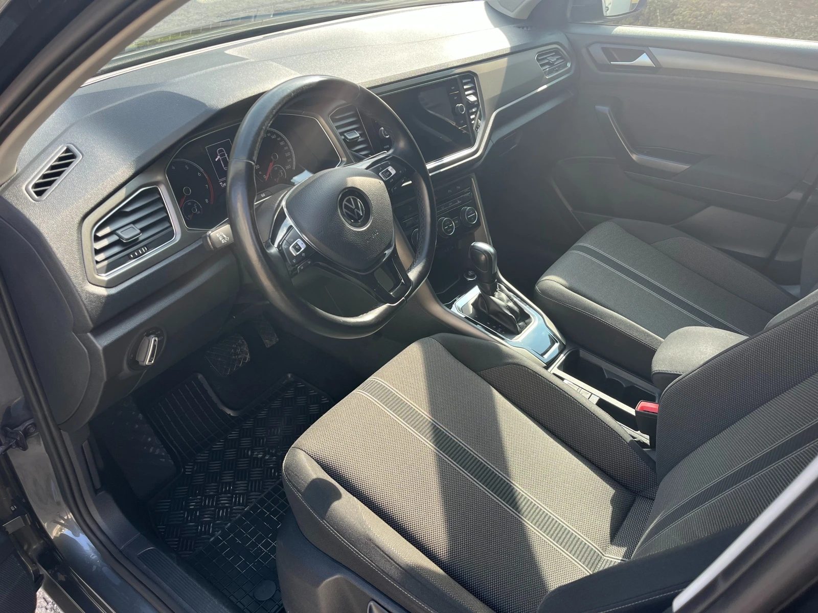 VW T-Roc 1.5 TSI  | Mobile.bg   5