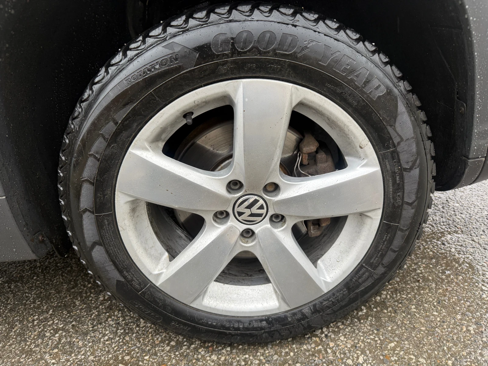 VW Tiguan 2.0TDI 4MOTION - изображение 8