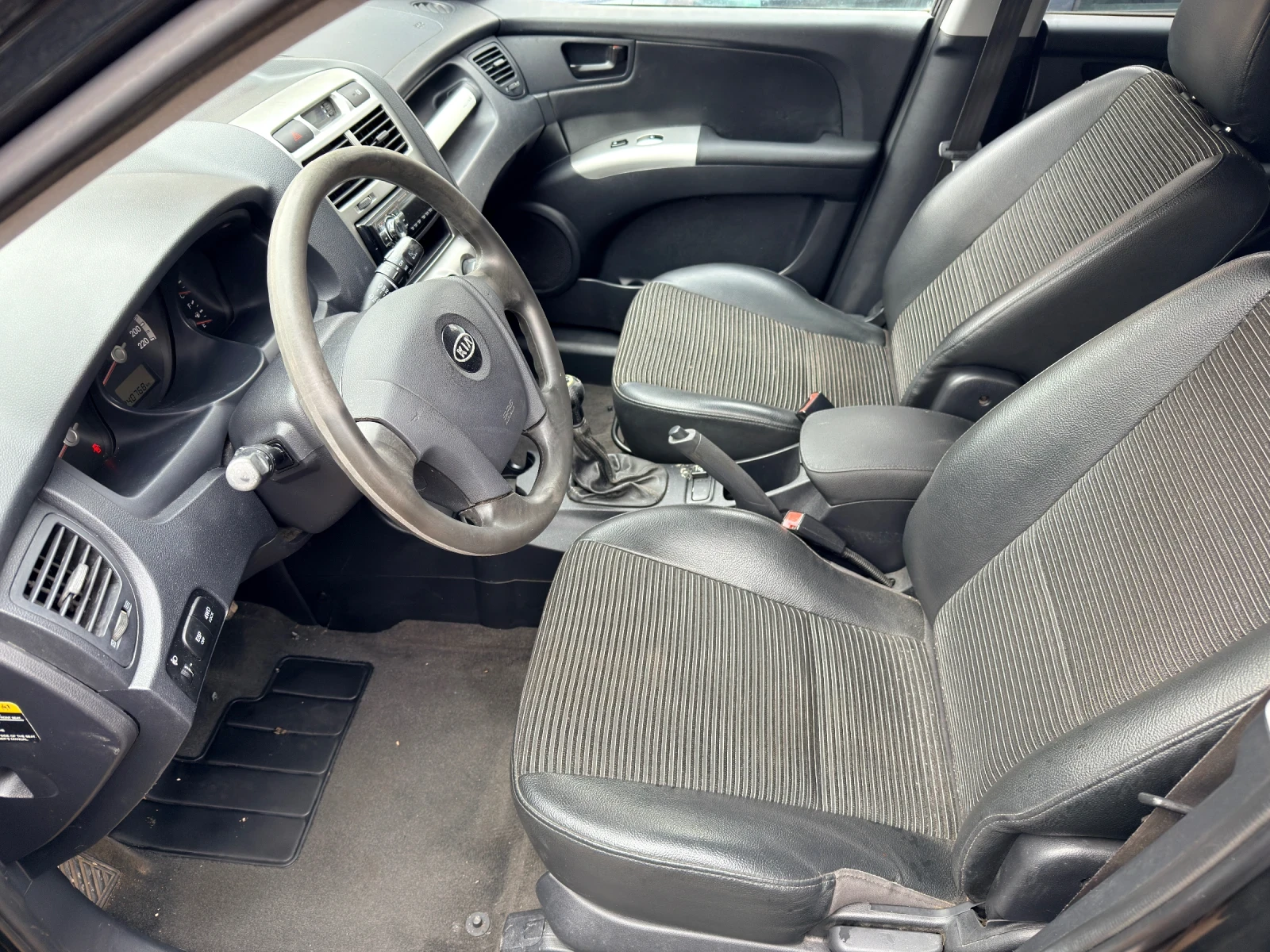 Kia Sportage 2.0I 4х4 140k.c CNG ITALIA, снимка 6 - Автомобили и джипове - 53493274