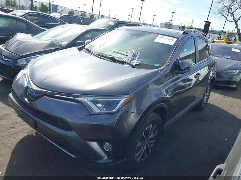 Toyota Rav4 2.5l Hybrid Xle, снимка 2 - Автомобили и джипове - 53773821
