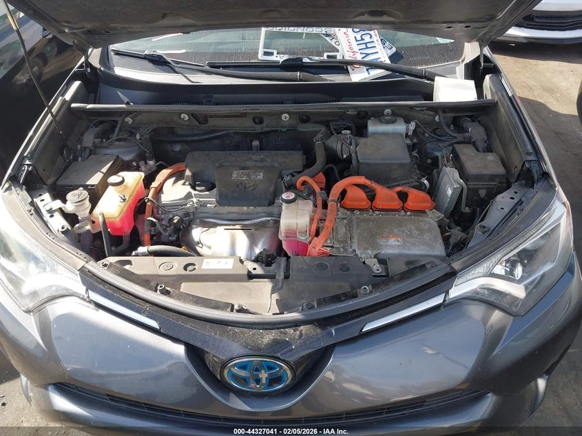 Toyota Rav4 2.5l Hybrid Xle, снимка 10 - Автомобили и джипове - 53773821