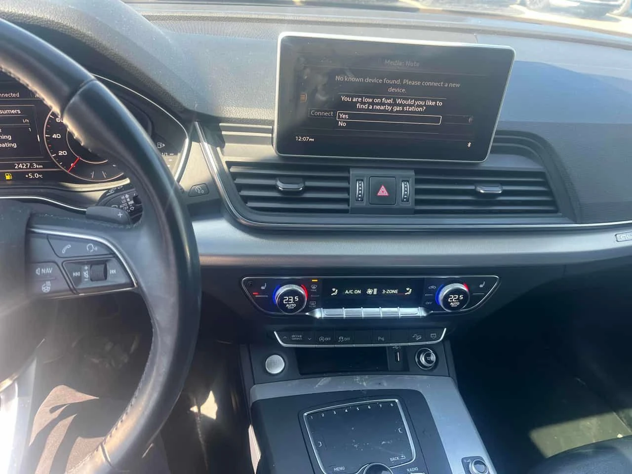 Audi Q5  Technik / 360 / DISTRONIC / ПОДГРЕВИ, снимка 9 - Автомобили и джипове - 54252487