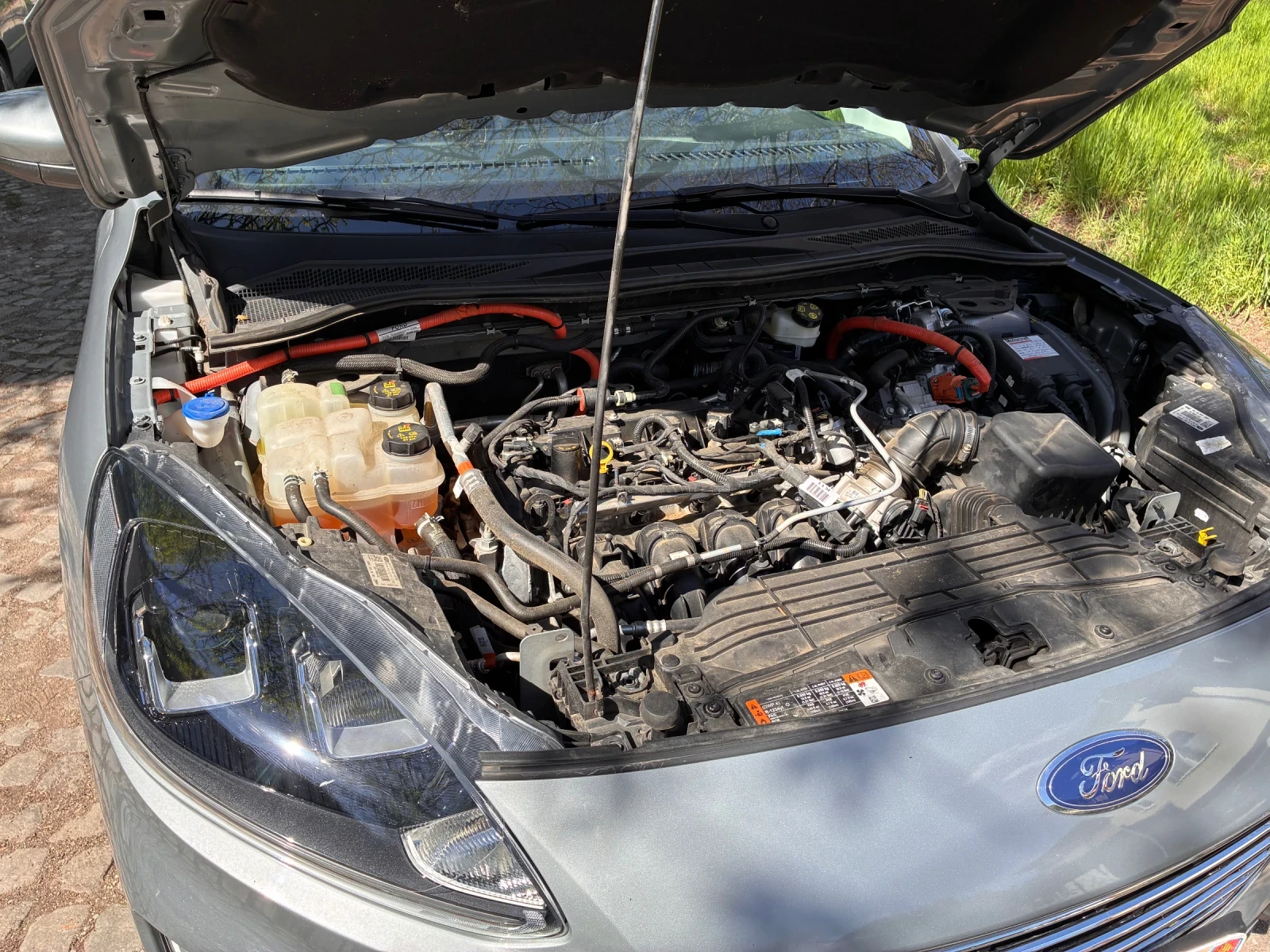 Ford Kuga, снимка 16 - Автомобили и джипове - 55063680