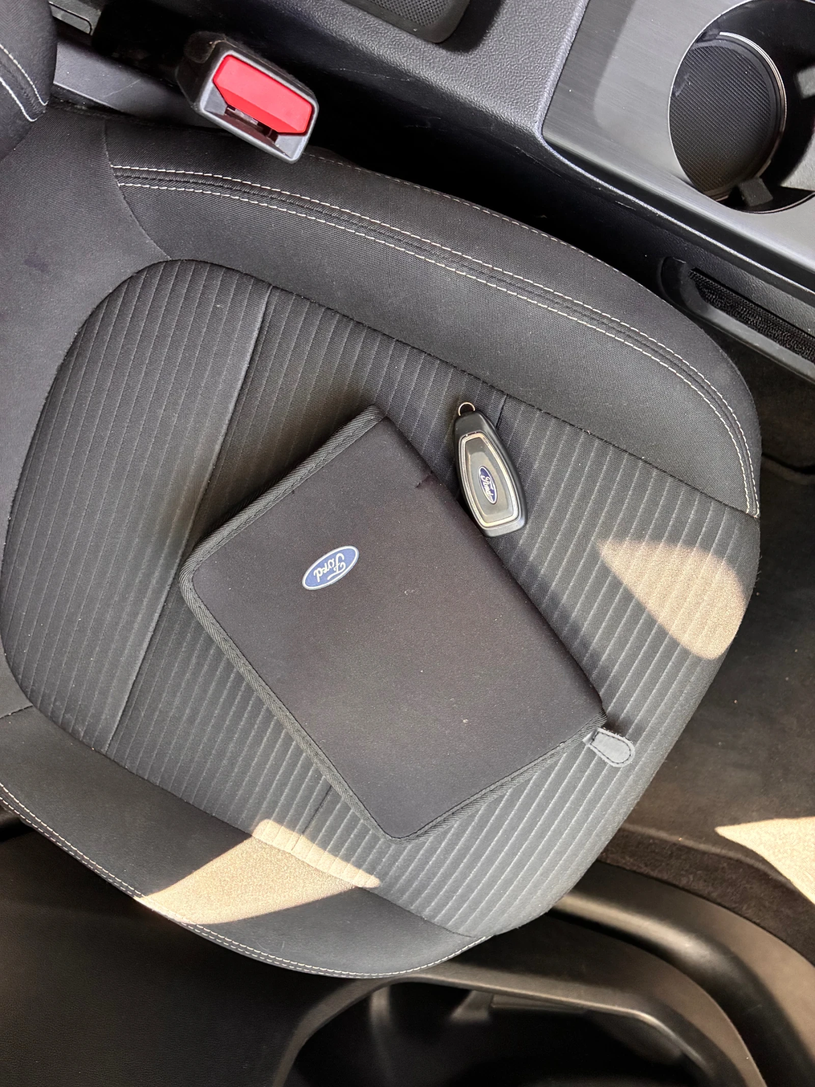 Ford Kuga, снимка 13 - Автомобили и джипове - 55063680
