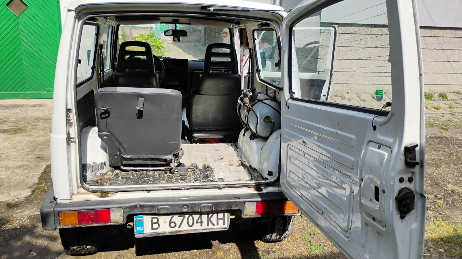 Suzuki Samurai 1.3. 70 к.с., бензин + газ, 4х4, снимка 10 - Автомобили и джипове - 55630217