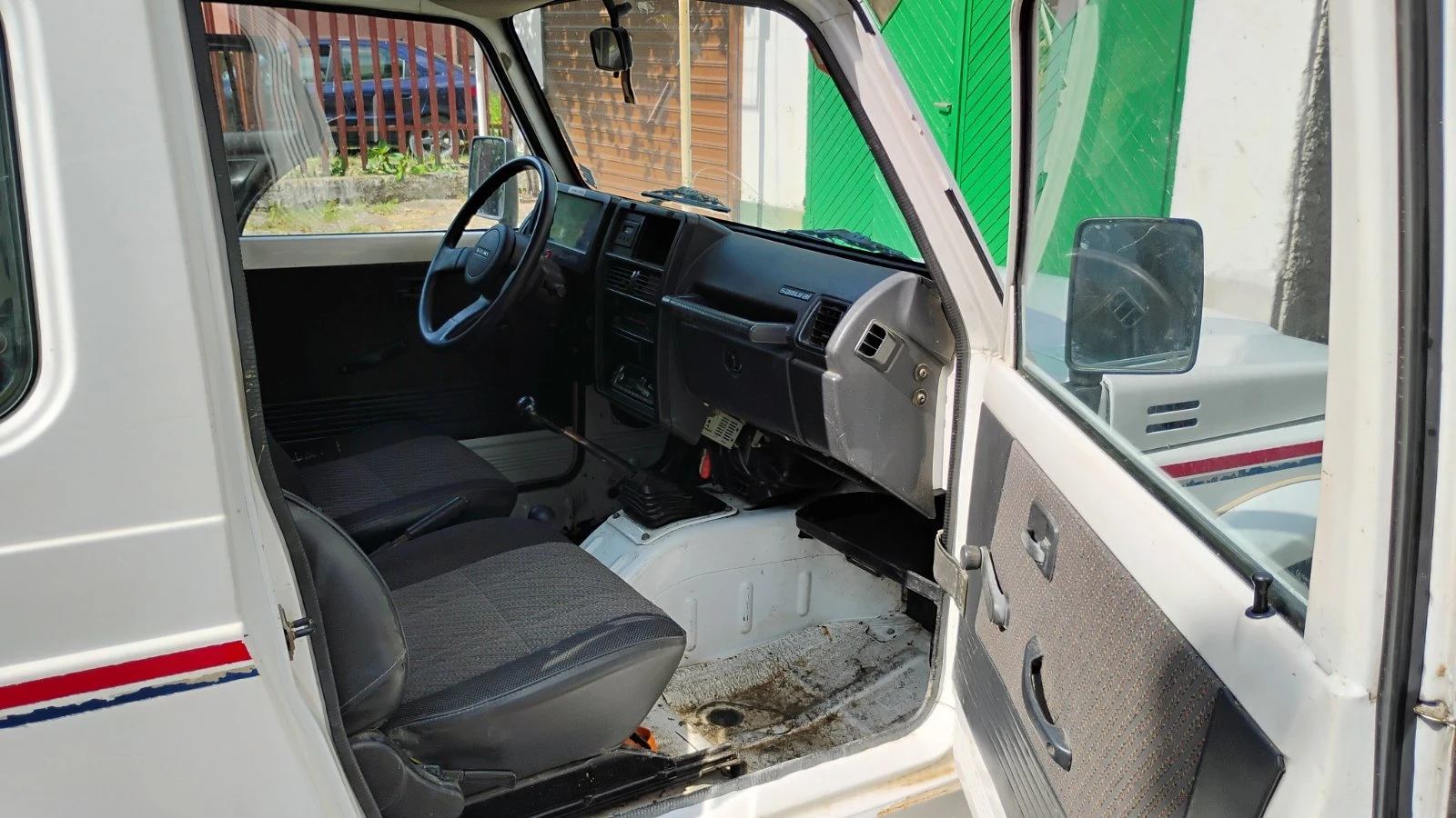 Suzuki Samurai 1.3. 70 к.с., бензин + газ, 4х4, снимка 6 - Автомобили и джипове - 55630217