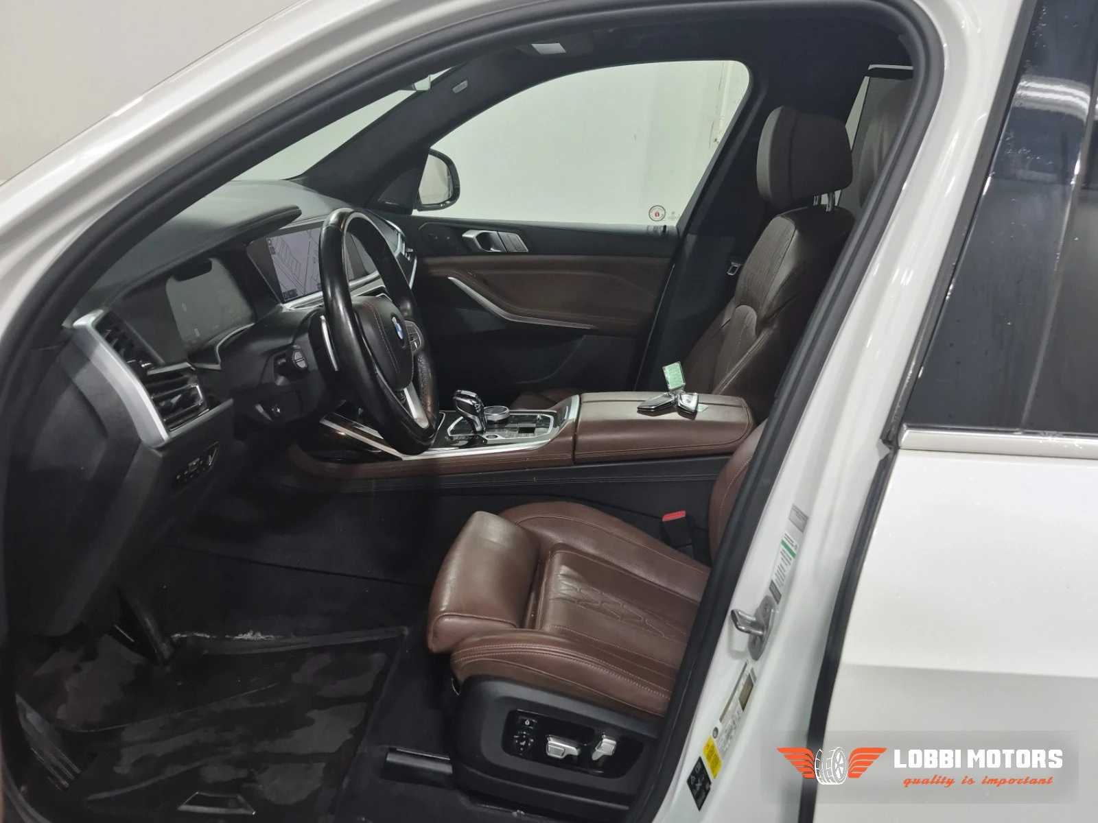 BMW X7, снимка 5 - Автомобили и джипове - 56128634