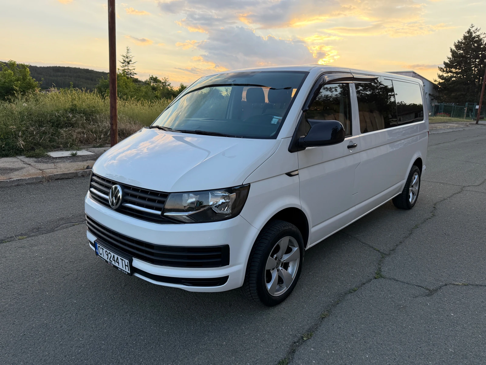 VW Transporter 2000-150 ks