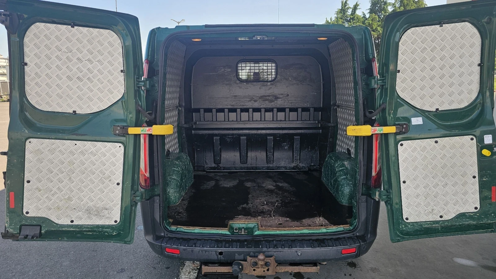 Ford Transit Custom 2.0 TDI ТОВАРОПЪТНИЧЕСКИ 6 МЕСТА-КЛИМА , снимка 15 - Бусове и автобуси - 54805711