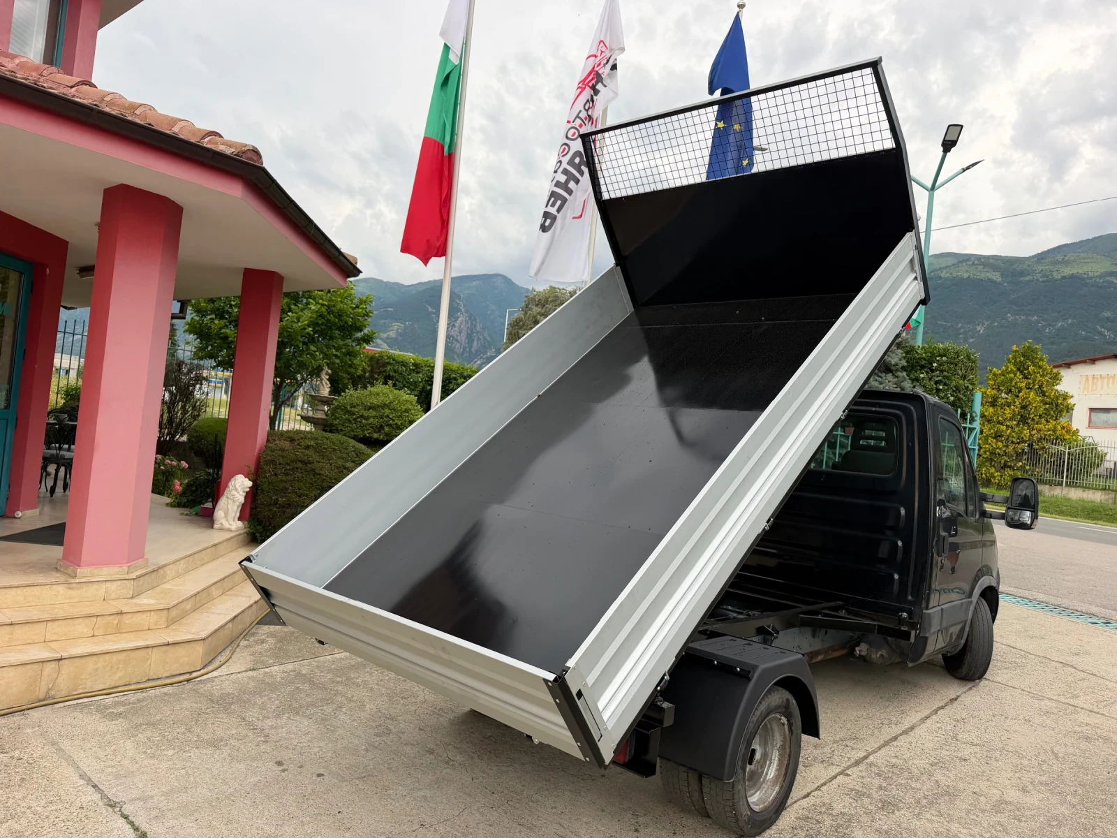 Iveco Daily 3.0HPI* 35C18* Тристранен самосвал* 3.40 метра кош, снимка 7 - Бусове и автобуси - 54868747