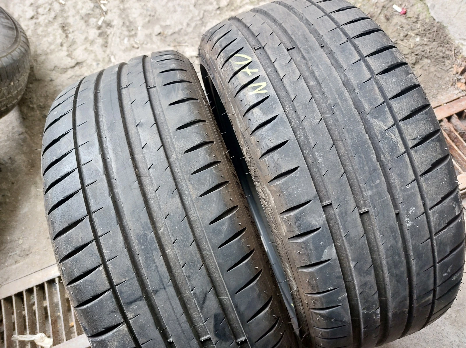 ���� 205/40R18 | Mobile.bg � ����������� 1