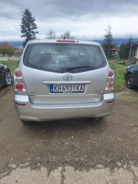 Toyota Corolla verso, снимка 3