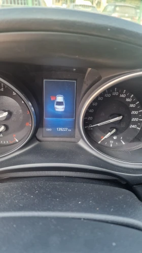 Toyota Avensis Т27  , снимка 11