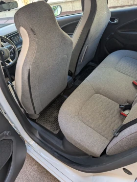Renault Zoe 52kW_CCS_Гаранц_SoH95_Сертиф_Кам_Парктр._Серв.книж, снимка 9
