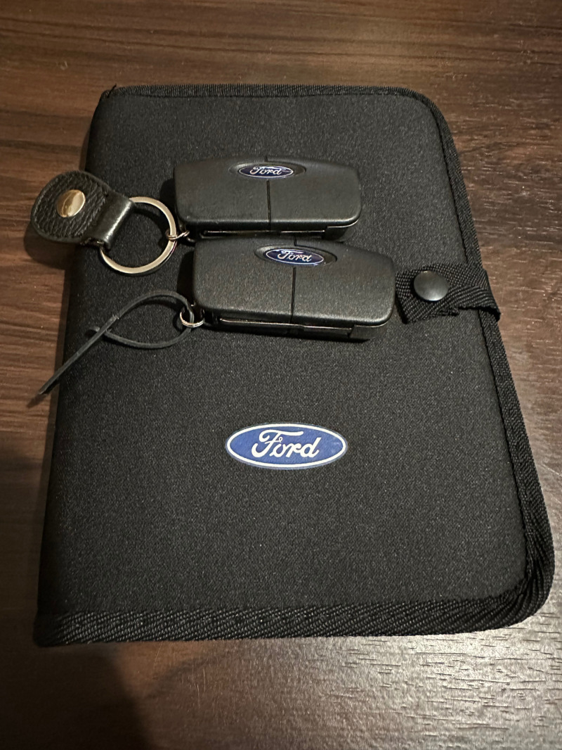 Ford Fiesta 1.25 Titanium - Регистрирана, снимка 16 - Автомобили и джипове - 44729771