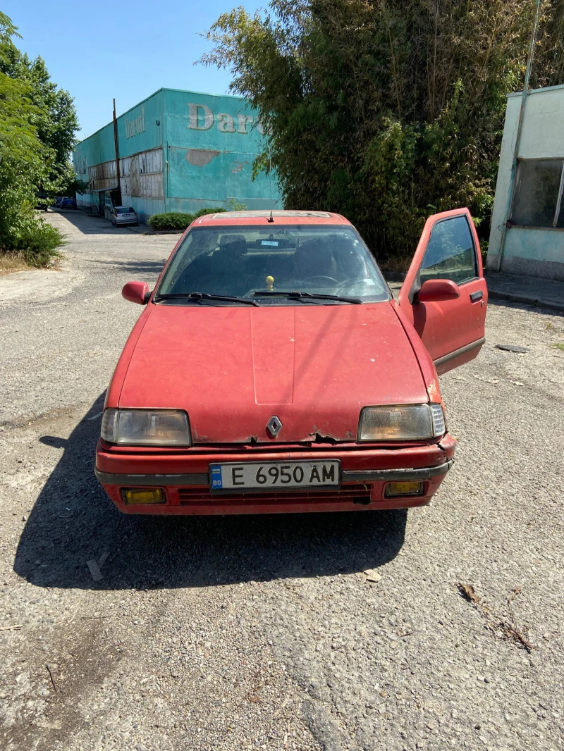 Renault 19, снимка 1 - Автомобили и джипове - 47293540