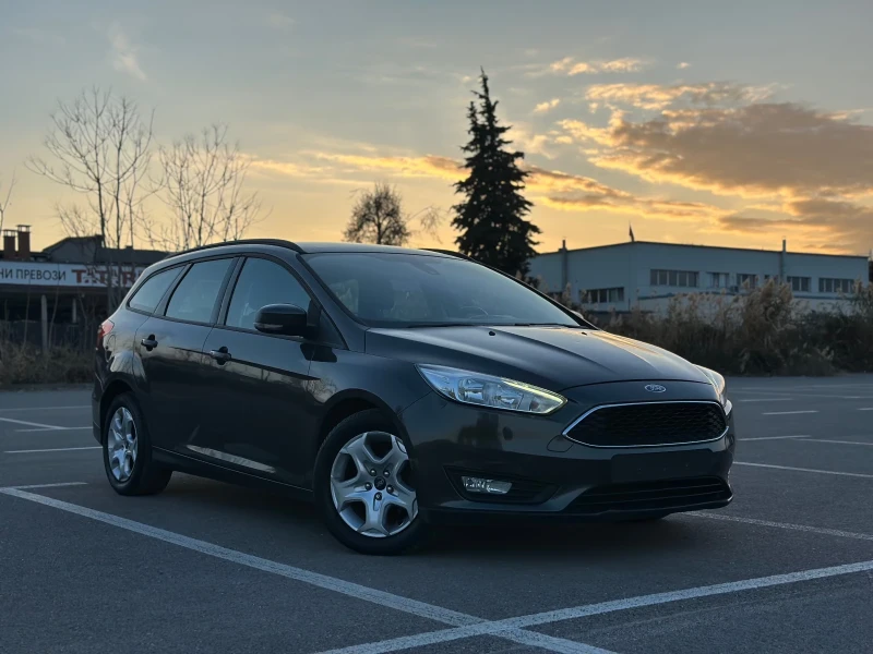 Ford Focus 1.0 EcoBoost LED Navi* EURO6, снимка 1 - Автомобили и джипове - 48291418