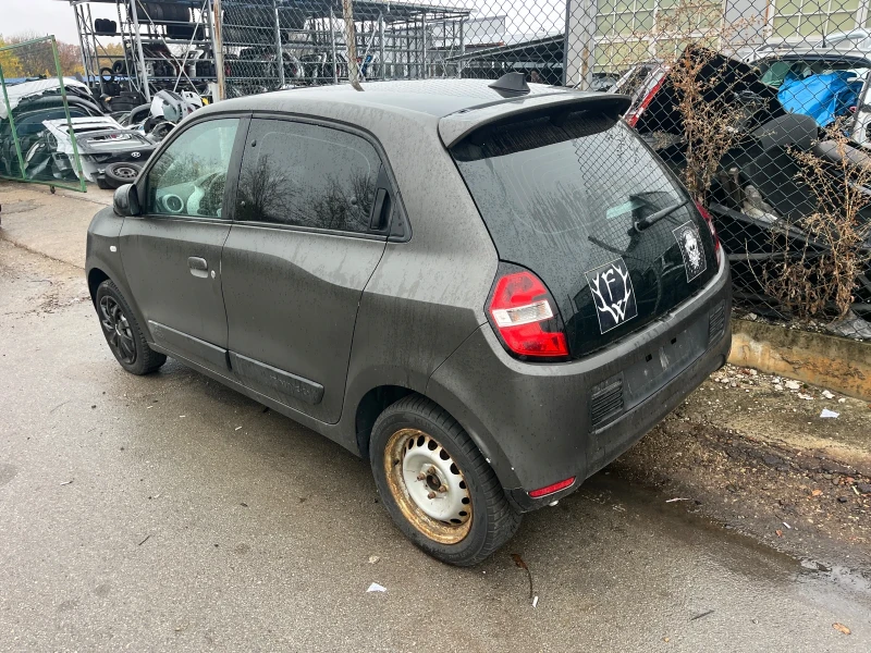 Renault Twingo 1.0бензин, снимка 3 - Автомобили и джипове - 47962676