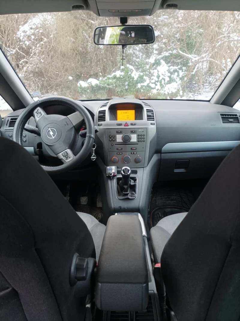 Opel Zafira 1.9, снимка 6 - Автомобили и джипове - 49272084