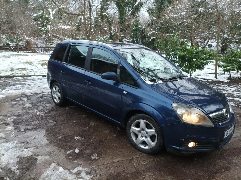 Opel Zafira 1.9, снимка 3 - Автомобили и джипове - 49272084