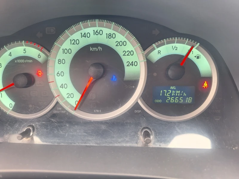 Toyota Corolla verso, снимка 4 - Автомобили и джипове - 49680966