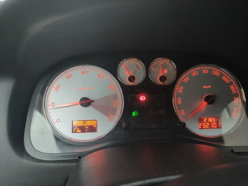 Peugeot 307, снимка 9 - Автомобили и джипове - 52705202