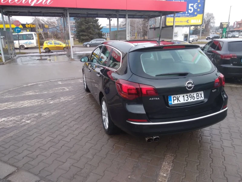 Opel Astra 1.7 CDTI 110 к.с. Facelift , снимка 3 - Автомобили и джипове - 53185714