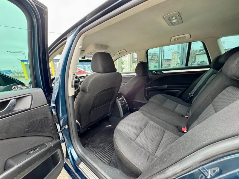 Skoda Superb 2.0 tdi 170 / DSG / FULL, снимка 13 - Автомобили и джипове - 52700334
