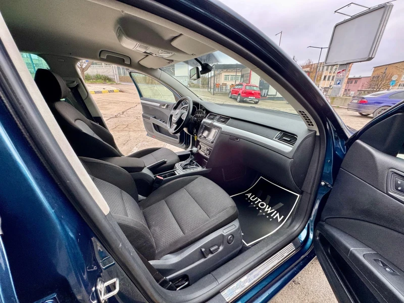 Skoda Superb 2.0 tdi 170 / DSG / FULL, снимка 14 - Автомобили и джипове - 52700334