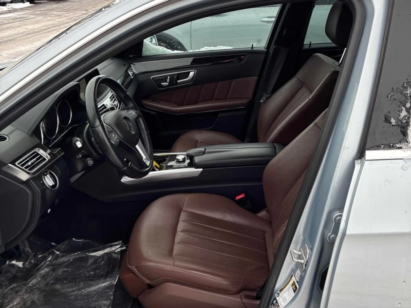 Mercedes-Benz E 55 * 550 * CARFAX * БЕЗ ПЪРВОНАЧАЛНА ВНОСКА, снимка 12 - Автомобили и джипове - 52847137