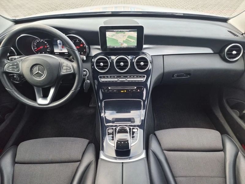 Mercedes-Benz C 220 2.2 CDI , снимка 9 - Автомобили и джипове - 52876169
