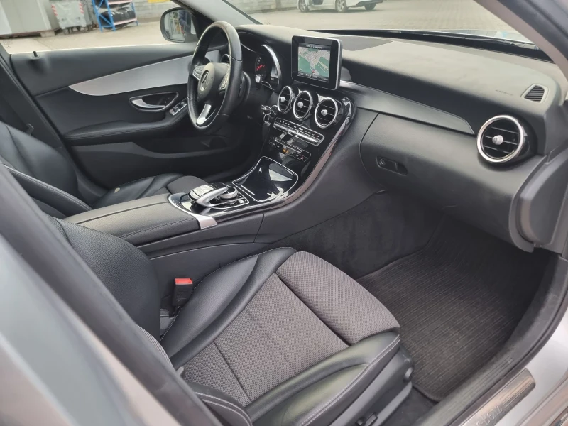 Mercedes-Benz C 220 2.2 CDI , снимка 10 - Автомобили и джипове - 52876169