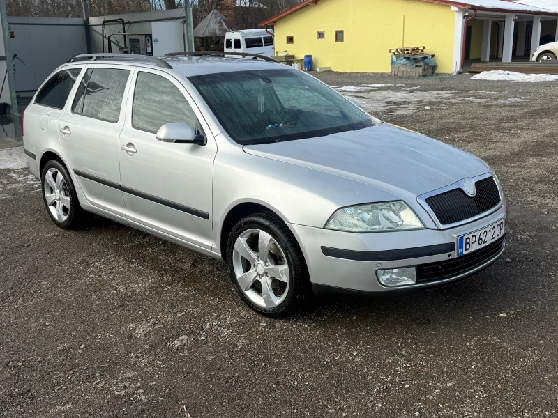 Skoda Octavia 2.0TDI DSG, снимка 6 - Автомобили и джипове - 52960112