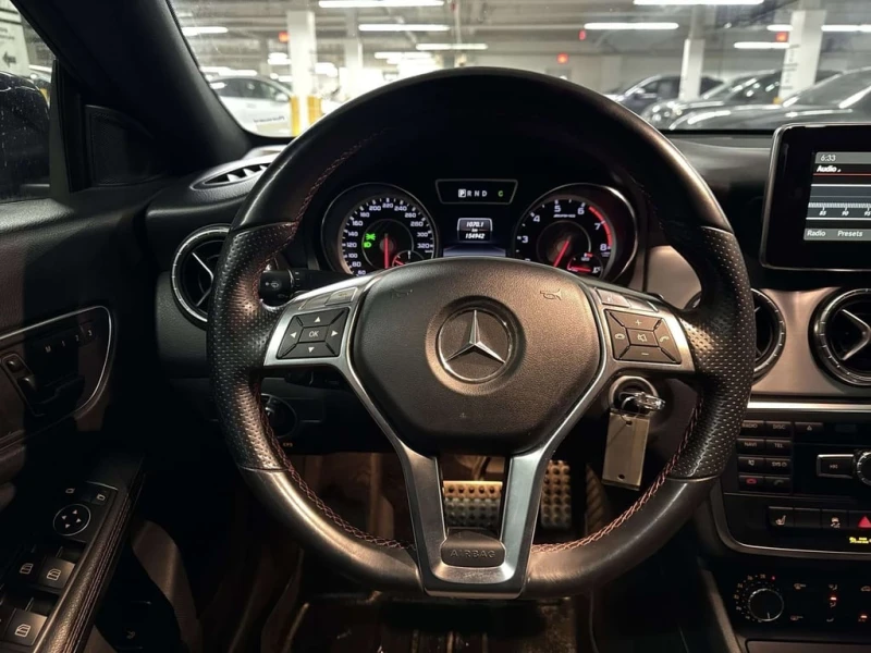 Mercedes-Benz CLA 45 AMG * CARFAX * БЕЗ ПЪРВОНАЧАЛНА ВНОСКА, снимка 11 - Автомобили и джипове - 53108439