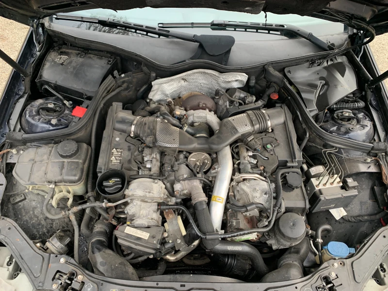 Mercedes-Benz CLK 320 CDI Avantgarde, снимка 14 - Автомобили и джипове - 53486494