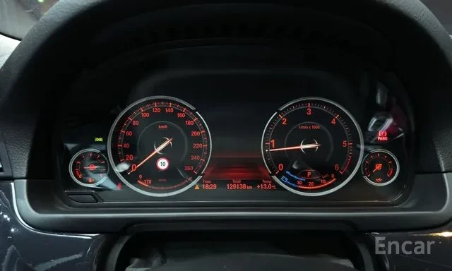 BMW 520 Гаранция 6 месеца на двигател и скоростна кутия., снимка 14 - Автомобили и джипове - 53248304