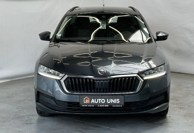 Skoda Octavia 1.5GTEC МЕТАН, снимка 2 - Автомобили и джипове - 55126078