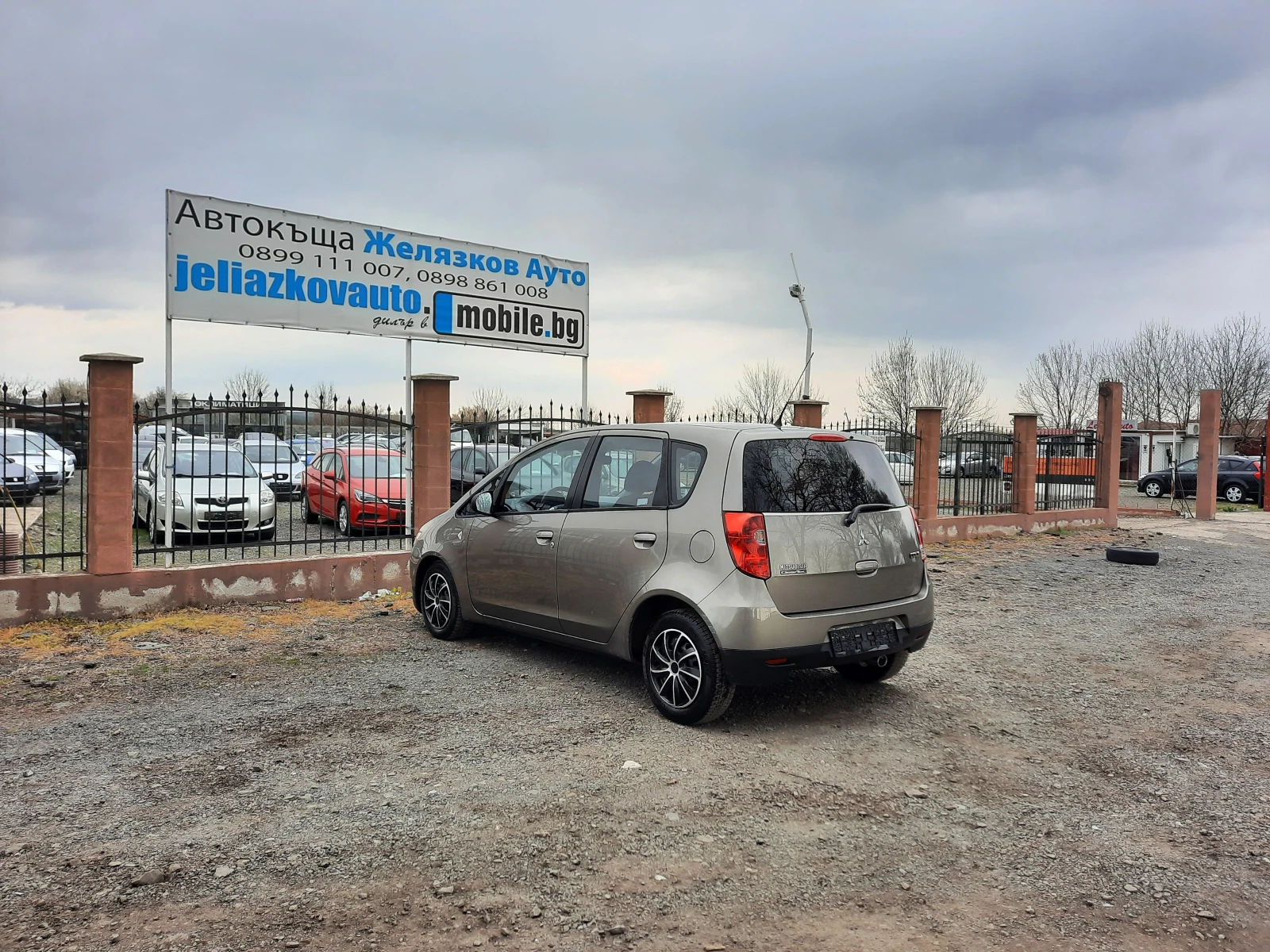 Mitsubishi Colt  - изображение 6