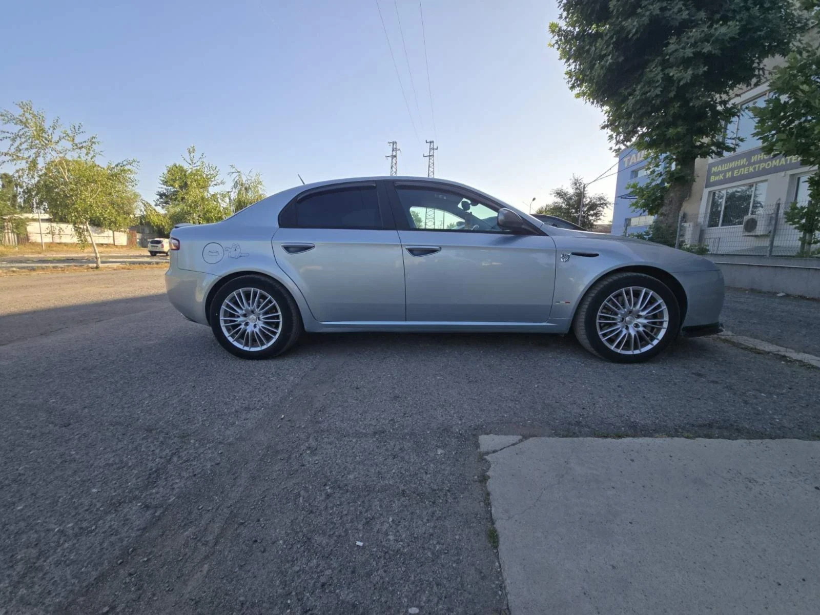 Alfa Romeo 159 2.4 JTDM Q-TRONIC - изображение 4