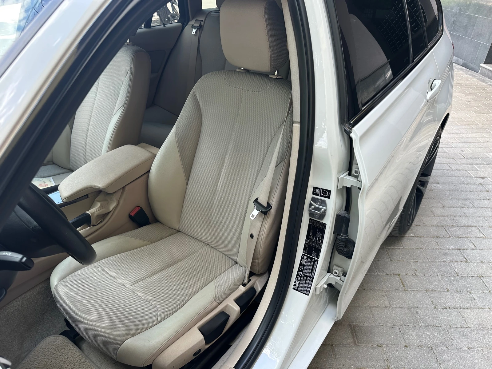 BMW 320 2.0d 4x4 NEW luxury | Mobile.bg   17