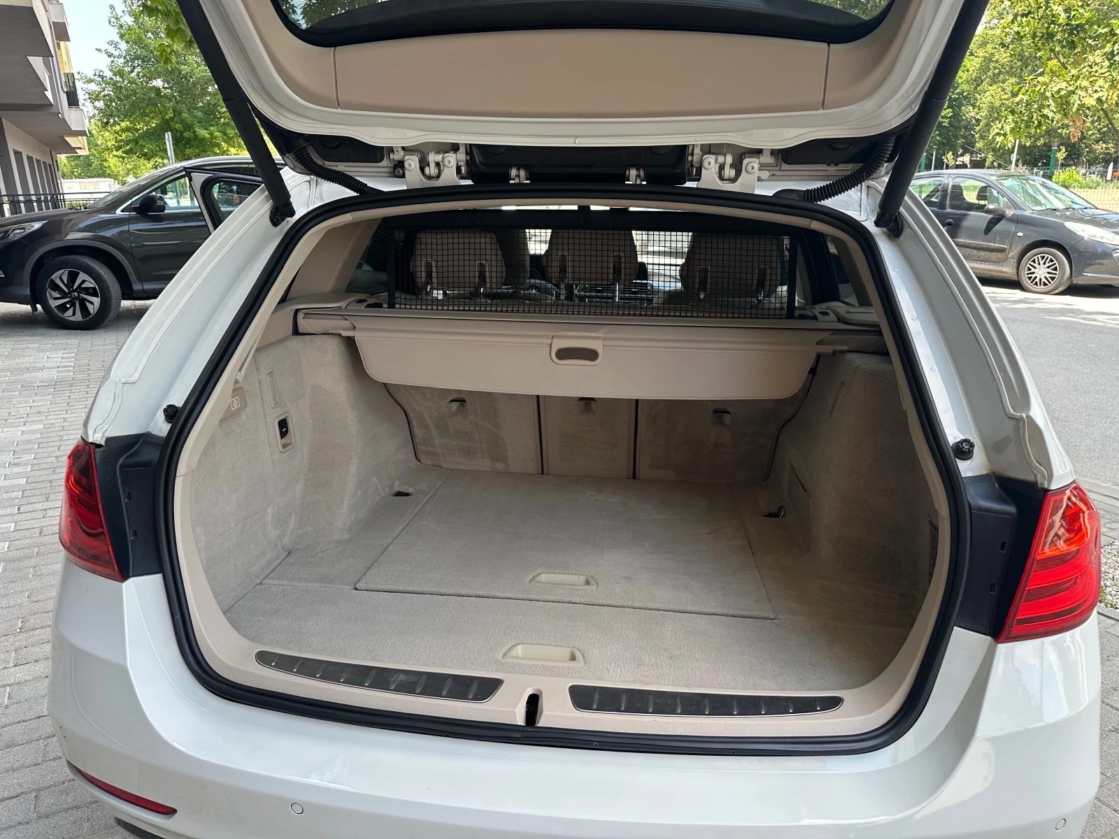 BMW 320 2.0d 4x4 NEW luxury | Mobile.bg   12